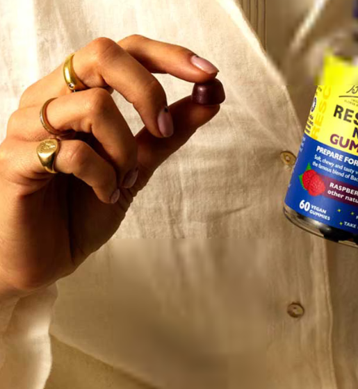Rescue Remedy Gummies Night 60s help prepare for a restful night's sleep.