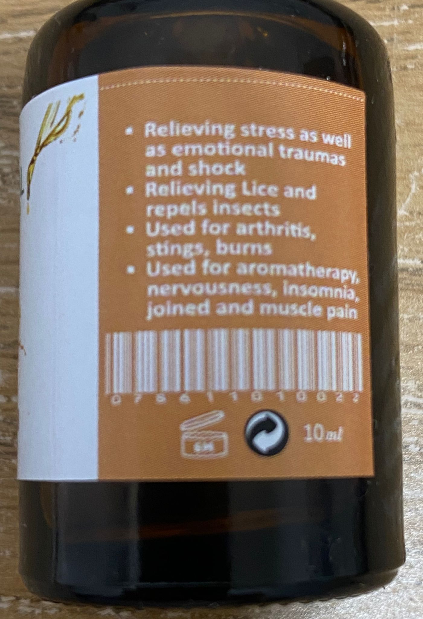 🌿 100 % Pure & Natural Vetiver Oil (Vetiveria zizanioides) – Grounding, Calm & Skin Support